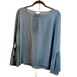 Gray raffle Blouse, open long sleeves